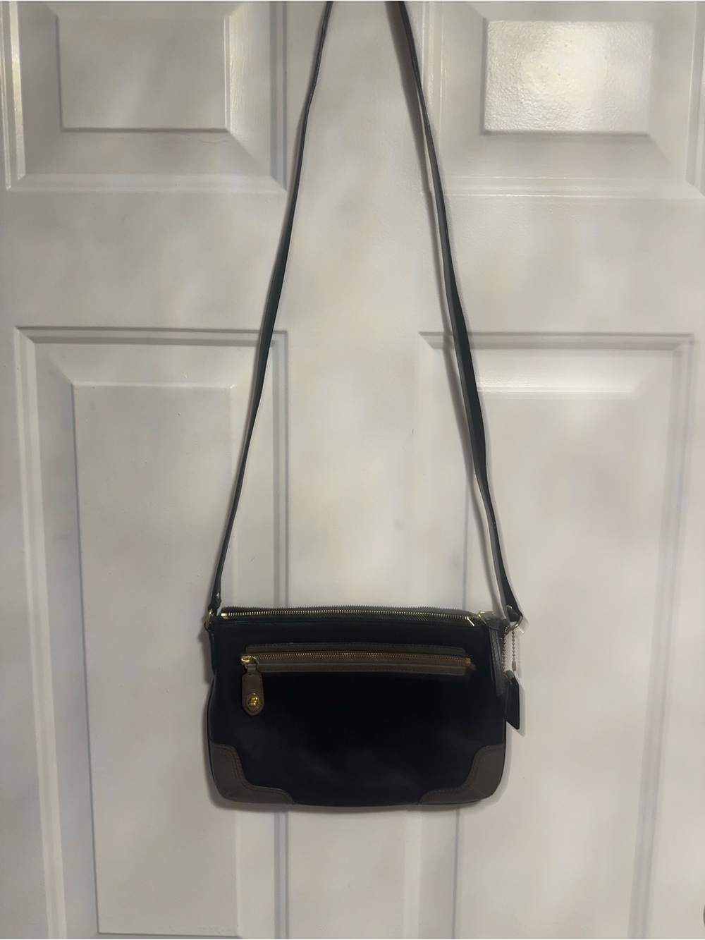 Coach Black Patent and Smooth Leather Tag Keychain - Picture 2 of 8